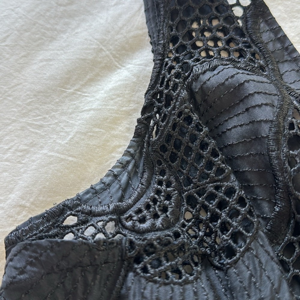 Tracey Reese Black Eyelet Cocktail Dress - Sz: 4 - Picture 8 of 8